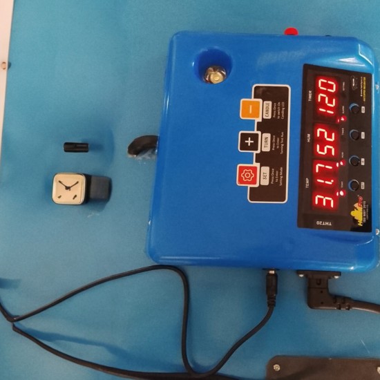 HatchPro 100 Egg incubator fully automatic plus extra 50 egg hatching machine
